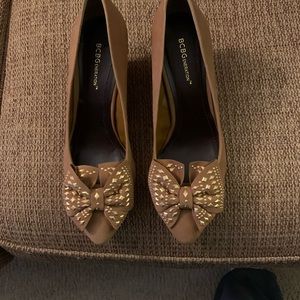 BCBG gold suede wedge shoes